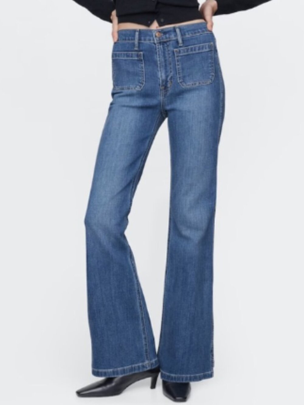 GAP Medium Blue 70s Flare High-Rise Jeans Sz 10/30 Patch Pockets Retro Vintage